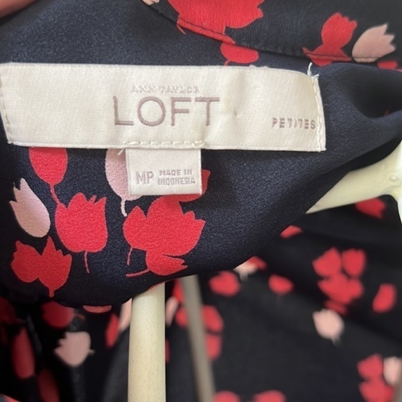 NWOT Loft‎ navy blue pink floral dress - Picture 4 of 4